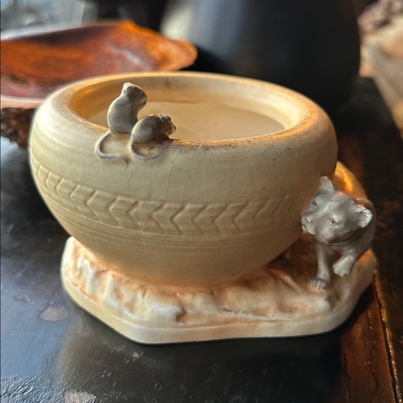 Amphora Vase with Cat  & Mice. Antique pottery home decor. Rare collectible EUC - Picture 7 of 16